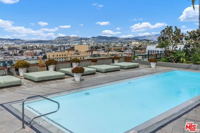 1100 Wilshire Boulevard 2411, Los Angeles, CA 90017