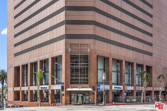 1100 Wilshire Boulevard 2411, Los Angeles, CA 90017