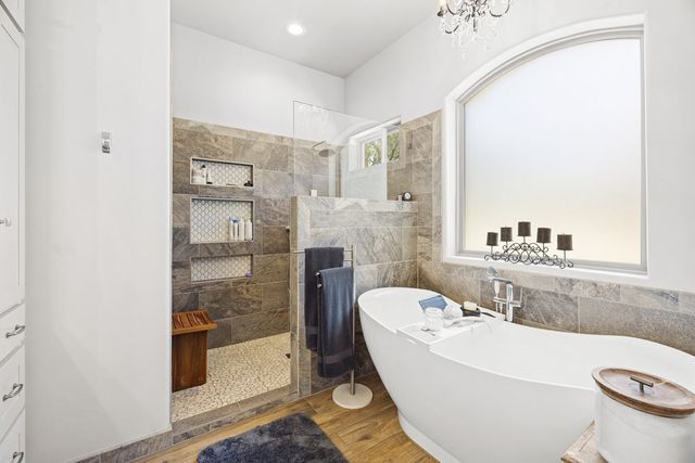 522 S San Juan, Kerrville, TX 78028