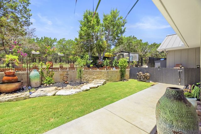 522 S San Juan, Kerrville, TX 78028