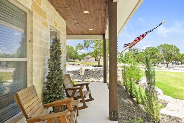 522 S San Juan, Kerrville, TX 78028