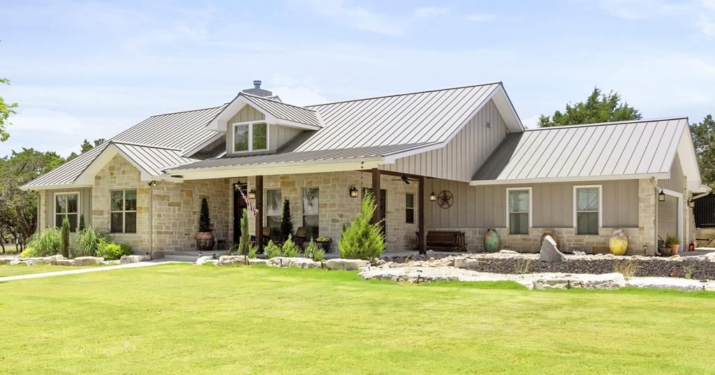 522 S San Juan, Kerrville, TX 78028