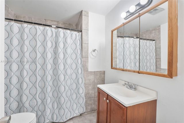 8243 NW 9th Ct 7, Plantation, FL 33324