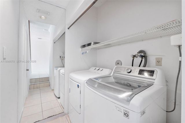 8243 NW 9th Ct 7, Plantation, FL 33324