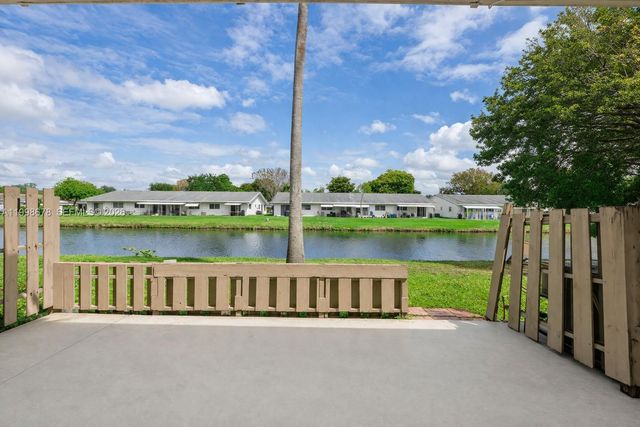 8243 NW 9th Ct 7, Plantation, FL 33324