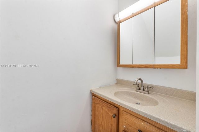 8243 NW 9th Ct 7, Plantation, FL 33324