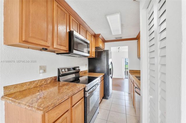 8243 NW 9th Ct 7, Plantation, FL 33324