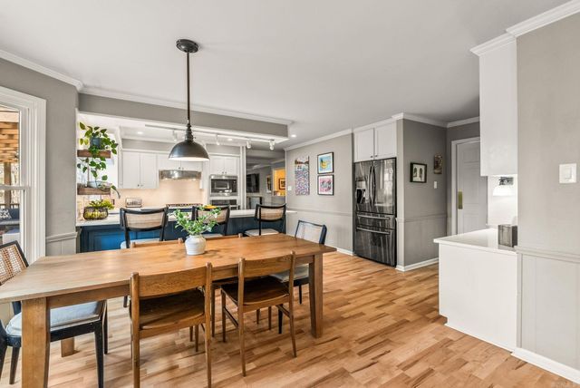 4 Holly Springs Court, Little Rock, AR 72212