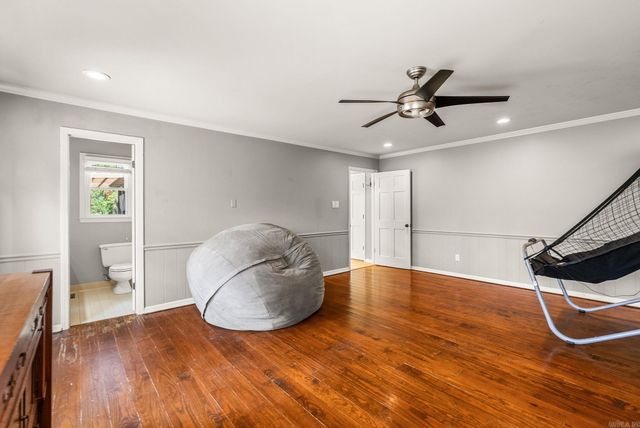 4 Holly Springs Court, Little Rock, AR 72212