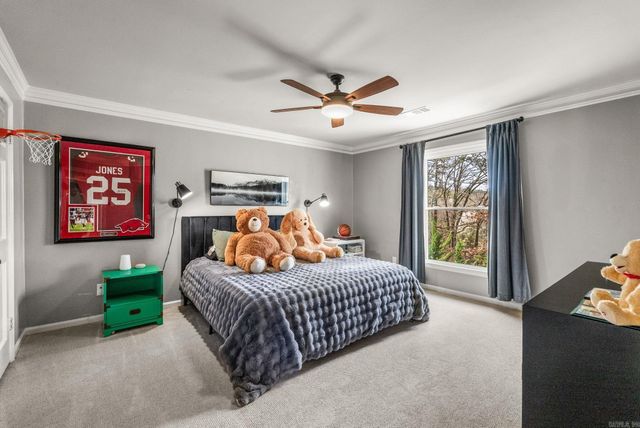 4 Holly Springs Court, Little Rock, AR 72212