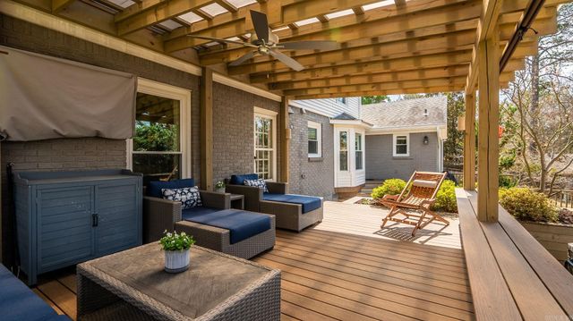 4 Holly Springs Court, Little Rock, AR 72212