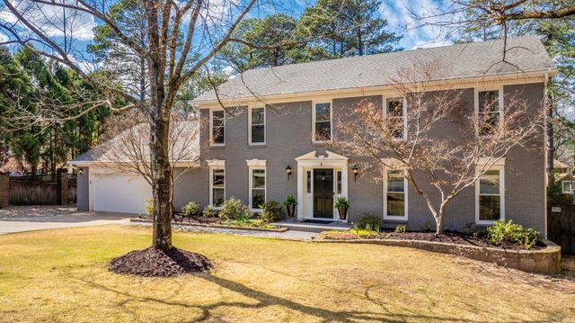 4 Holly Springs Court, Little Rock, AR 72212