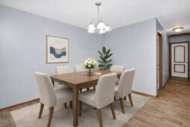 1351 N Winslowe Drive 302, Palatine, IL 60074