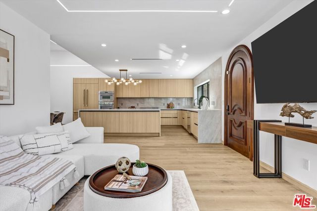 11404 Biona Drive, Los Angeles, CA 90066