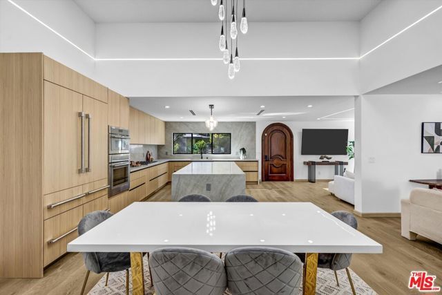 11404 Biona Drive, Los Angeles, CA 90066