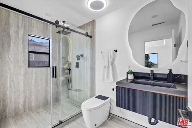 11404 Biona Drive, Los Angeles, CA 90066