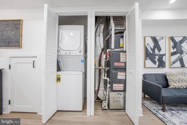 702 19TH ST NE, Washington, DC 20002