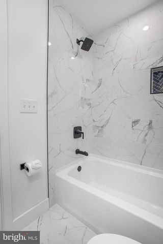 702 19TH ST NE, Washington, DC 20002