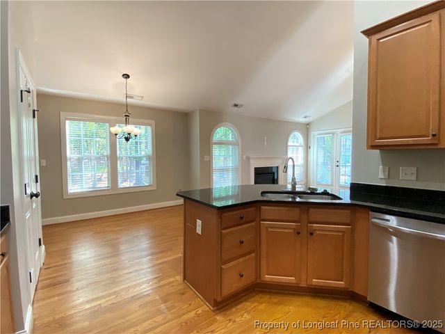 185 Wood Run, Sanford, NC 27332