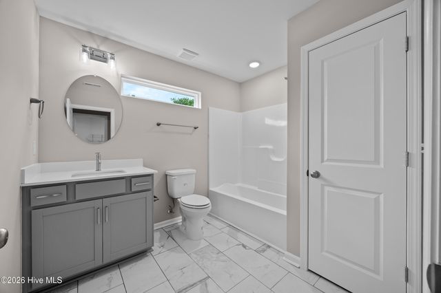 356 Hardison Road, Holly Ridge, NC 28445