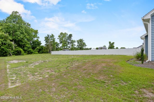 356 Hardison Road, Holly Ridge, NC 28445