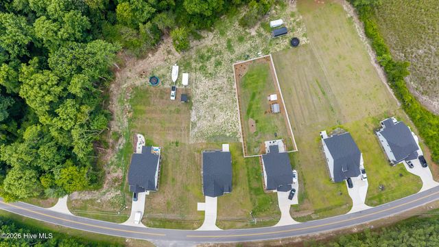 356 Hardison Road, Holly Ridge, NC 28445