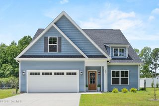 356 Hardison Road, Holly Ridge, NC 28445