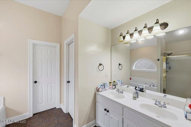 608 Summer Place, Flowood, MS 39232