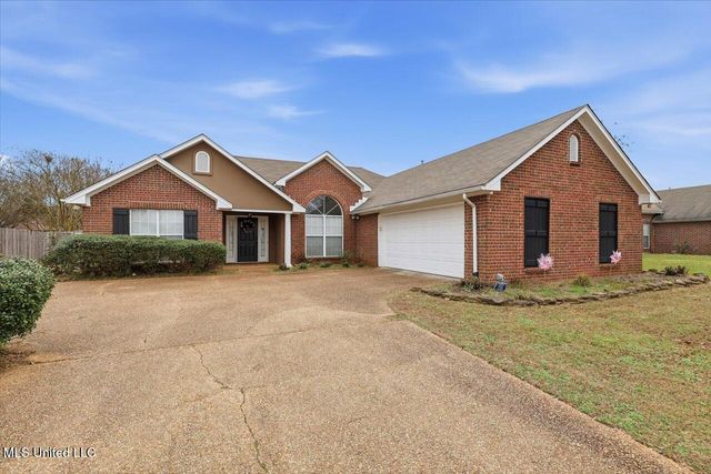 608 Summer Place, Flowood, MS 39232