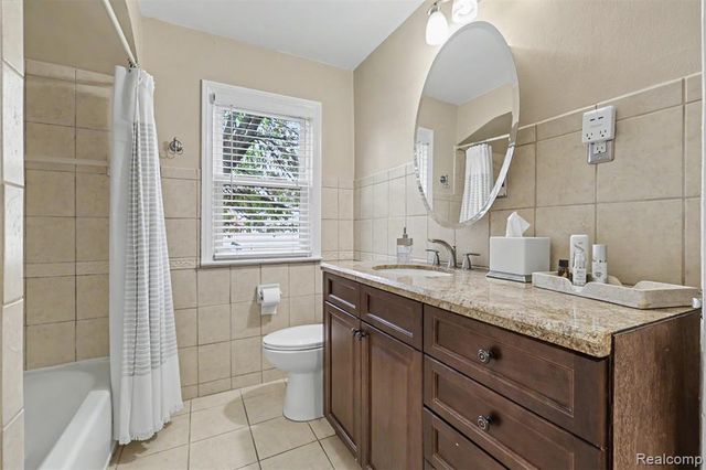 7136 Rosedale Boulevard, Allen Park, MI 48101