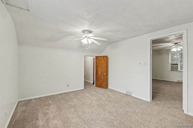7136 Rosedale Boulevard, Allen Park, MI 48101