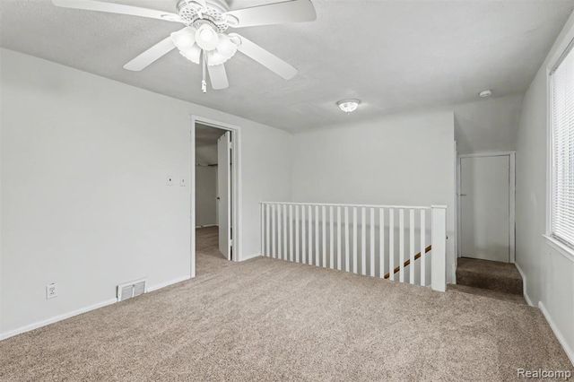 7136 Rosedale Boulevard, Allen Park, MI 48101