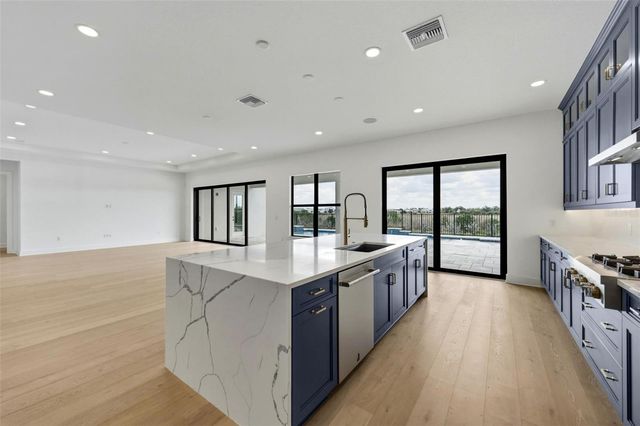 2505 WATERFRONT CIRCLE, Sarasota, FL 34240