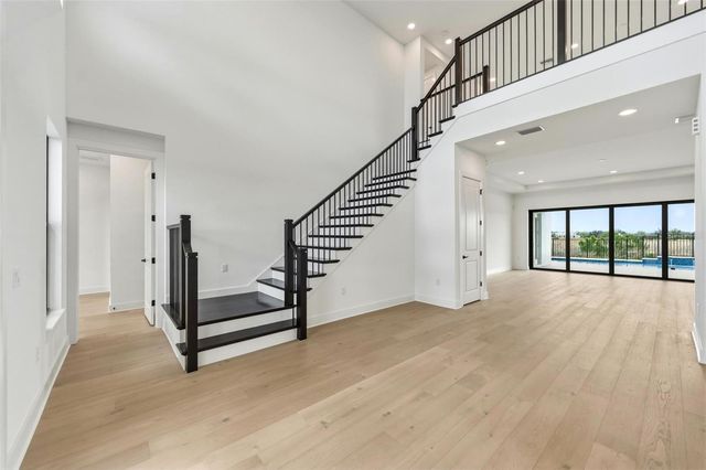 2505 WATERFRONT CIRCLE, Sarasota, FL 34240