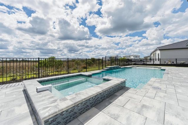 2505 WATERFRONT CIRCLE, Sarasota, FL 34240