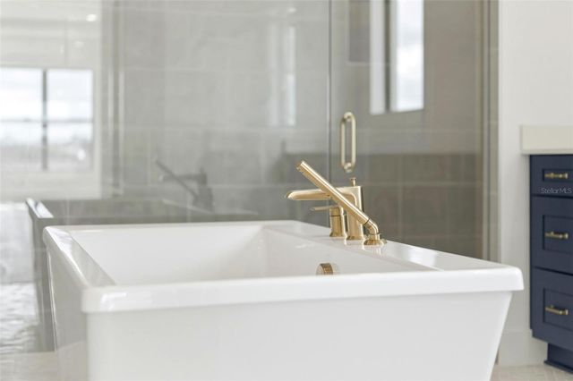 2505 WATERFRONT CIRCLE, Sarasota, FL 34240