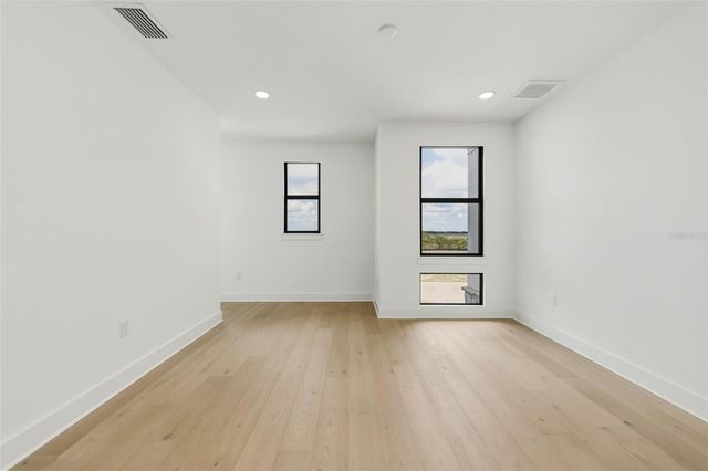 2505 WATERFRONT CIRCLE, Sarasota, FL 34240