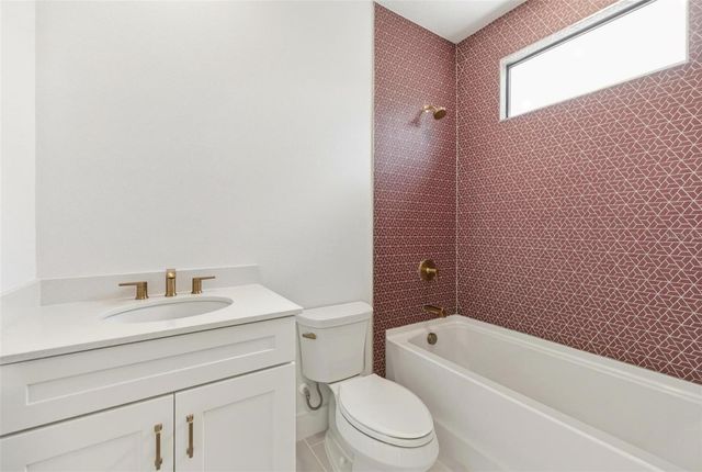 2505 WATERFRONT CIRCLE, Sarasota, FL 34240