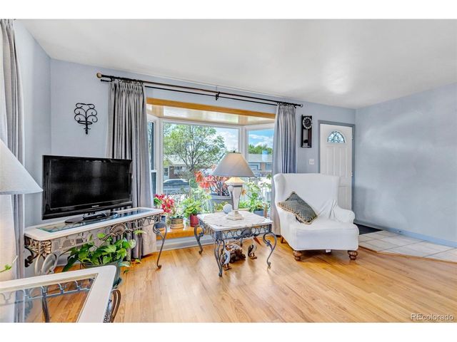 329 E 109th Ave, Northglenn, CO 80233
