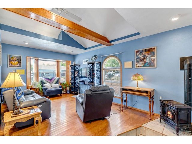 329 E 109th Ave, Northglenn, CO 80233