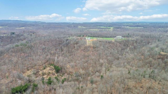 1450 Simpson Road, Crab Orchard, KY 40419