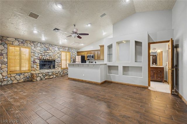 5935 North Campbell Road, Las Vegas, NV 89149