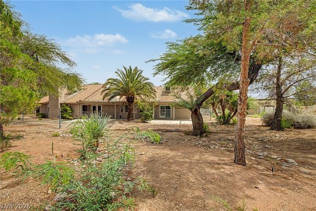 5935 North Campbell Road, Las Vegas, NV 89149