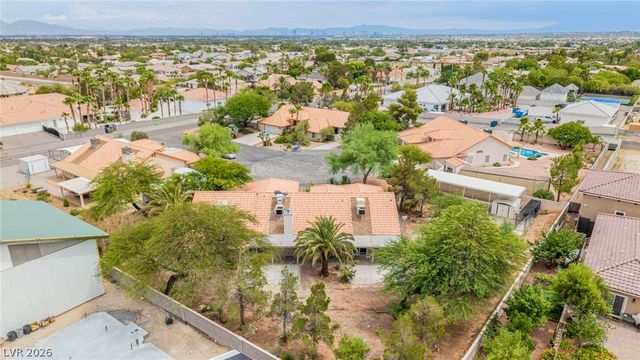 5935 North Campbell Road, Las Vegas, NV 89149