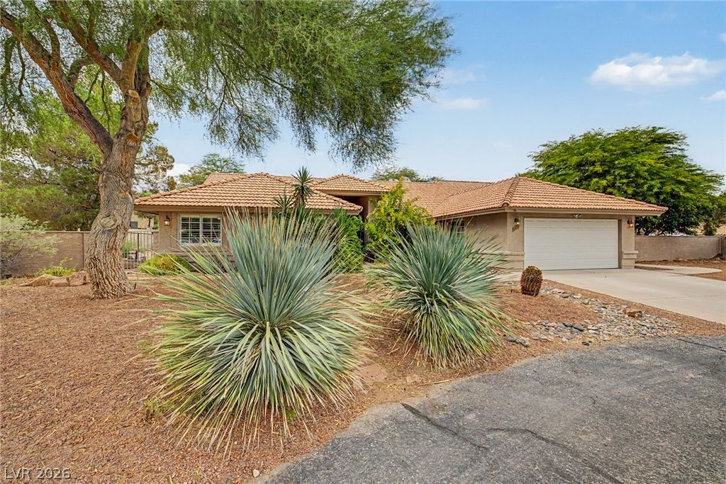 5935 North Campbell Road, Las Vegas, NV 89149