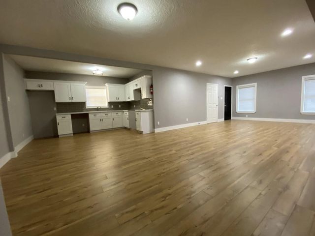 2802 Palm Street A, Houston, TX 77004