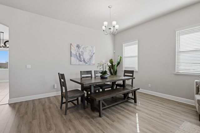 2012 Van Ruiten Dr, Lodi, CA 95242