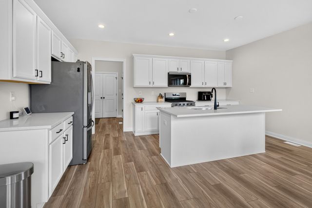 8322 Wyman Drive, St. John, IN 46373