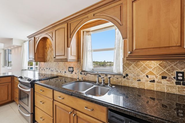 401 N Riverside Drive 408, Pompano Beach, FL 33062