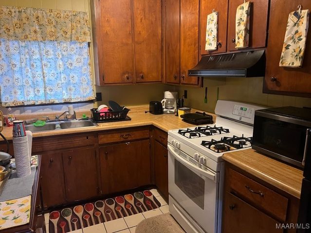 4025 EDGE HILL Lane, Montgomery, AL 36116